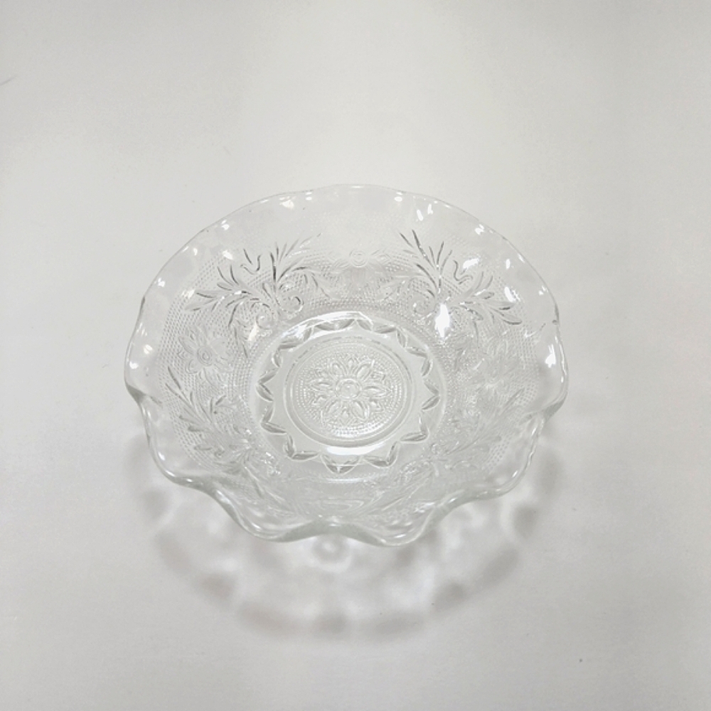 Vintage Depression Glass Bowl Raised Pattern Scalloped Edge Perfect Condition
